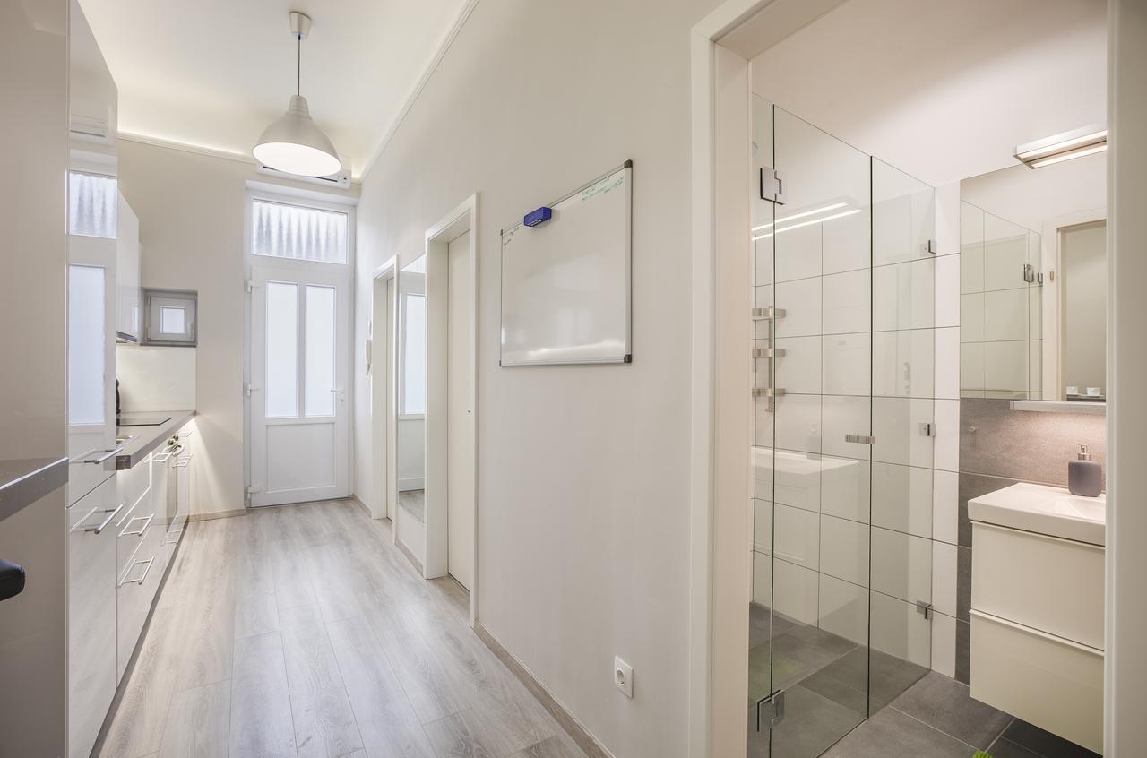 Kings Cross Apartment ブダペスト エクステリア 写真